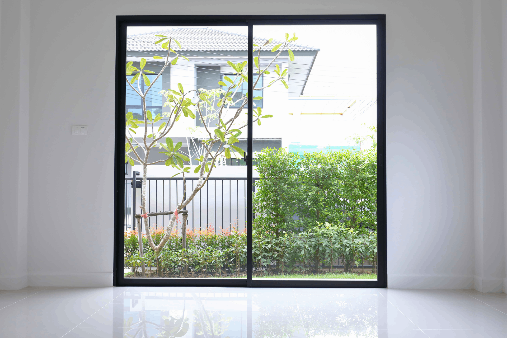 5 Advantages of Installing Sliding Glass Doors in Your Home 