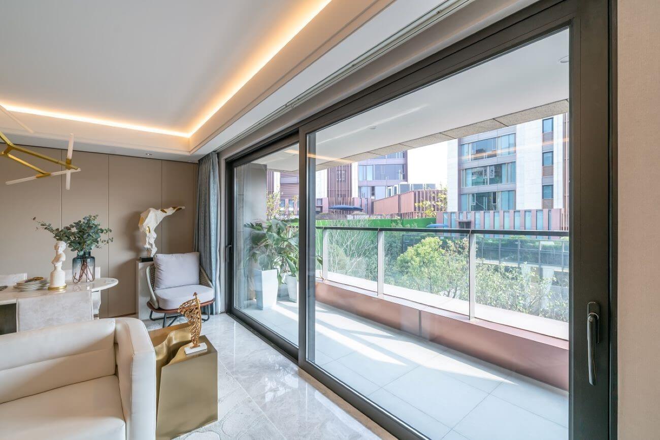 The Advantages of Installing a Lift-and-Slide Door System